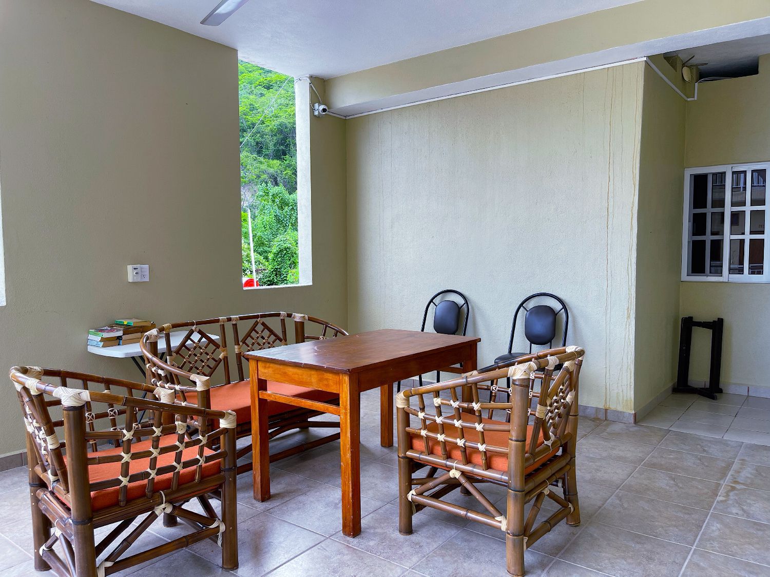 Comedor principal de los bugnalows