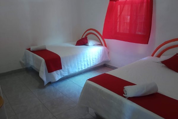 Bungalow familiar del hotel & bungalows bugambilias en san patricio melaque, jalisco